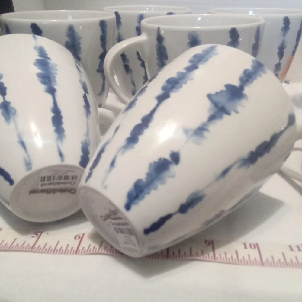 Crate&Barrel White Omari Blue & White Porcelin Cups Set of 8 16oz